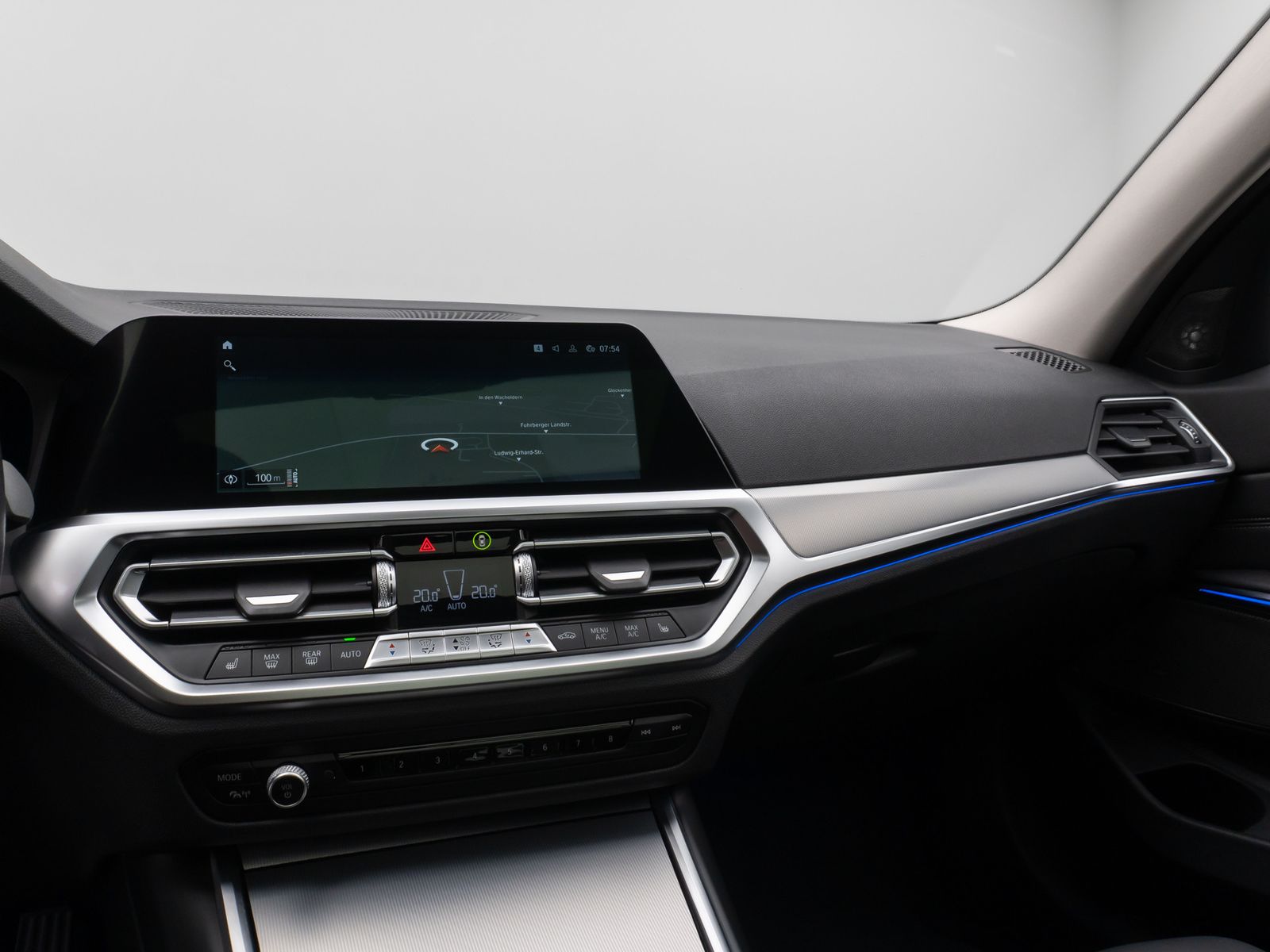Fahrzeugabbildung BMW 330d xD Sport Line Pano Kamera Laser HUD DAB H/K