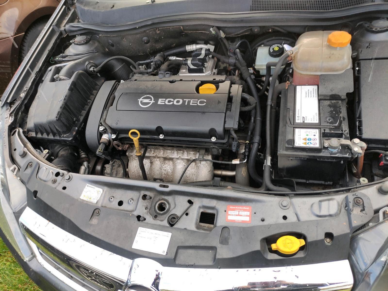 Opel Astra 2010 — photo 6