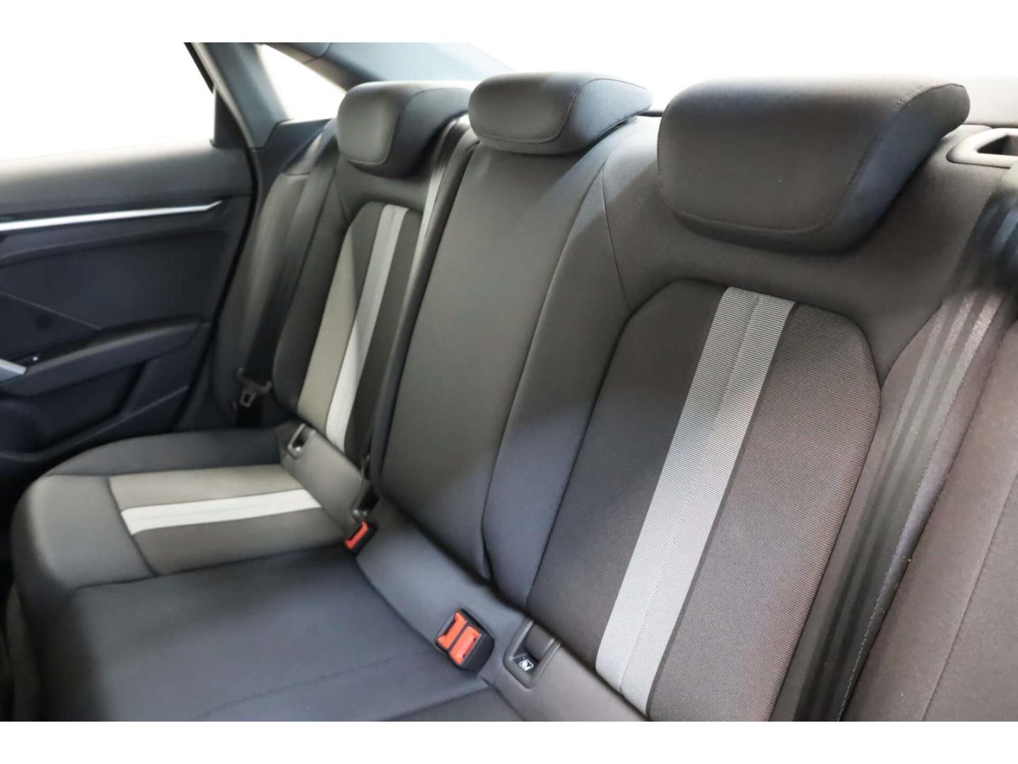 Audi A3 Limousine 35 TDI Advanced VCP/NAV/RFK/DAB, миниатюра 11