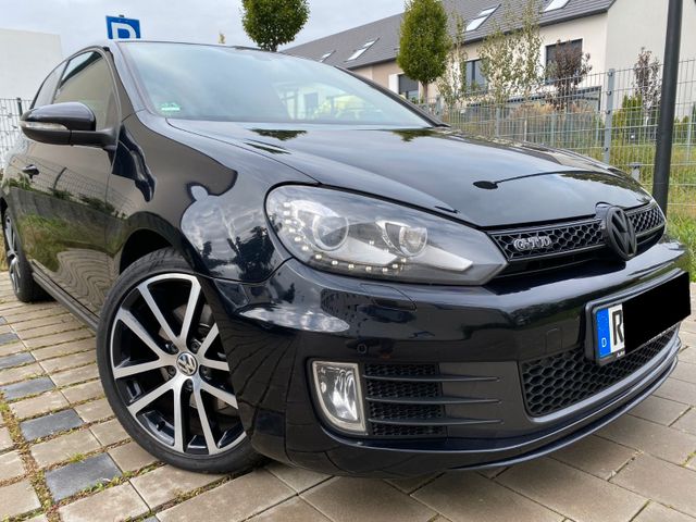 Volkswagen Golf 2.0 TDI DSG GTD Bi Xenon Dynaudio PDC USB