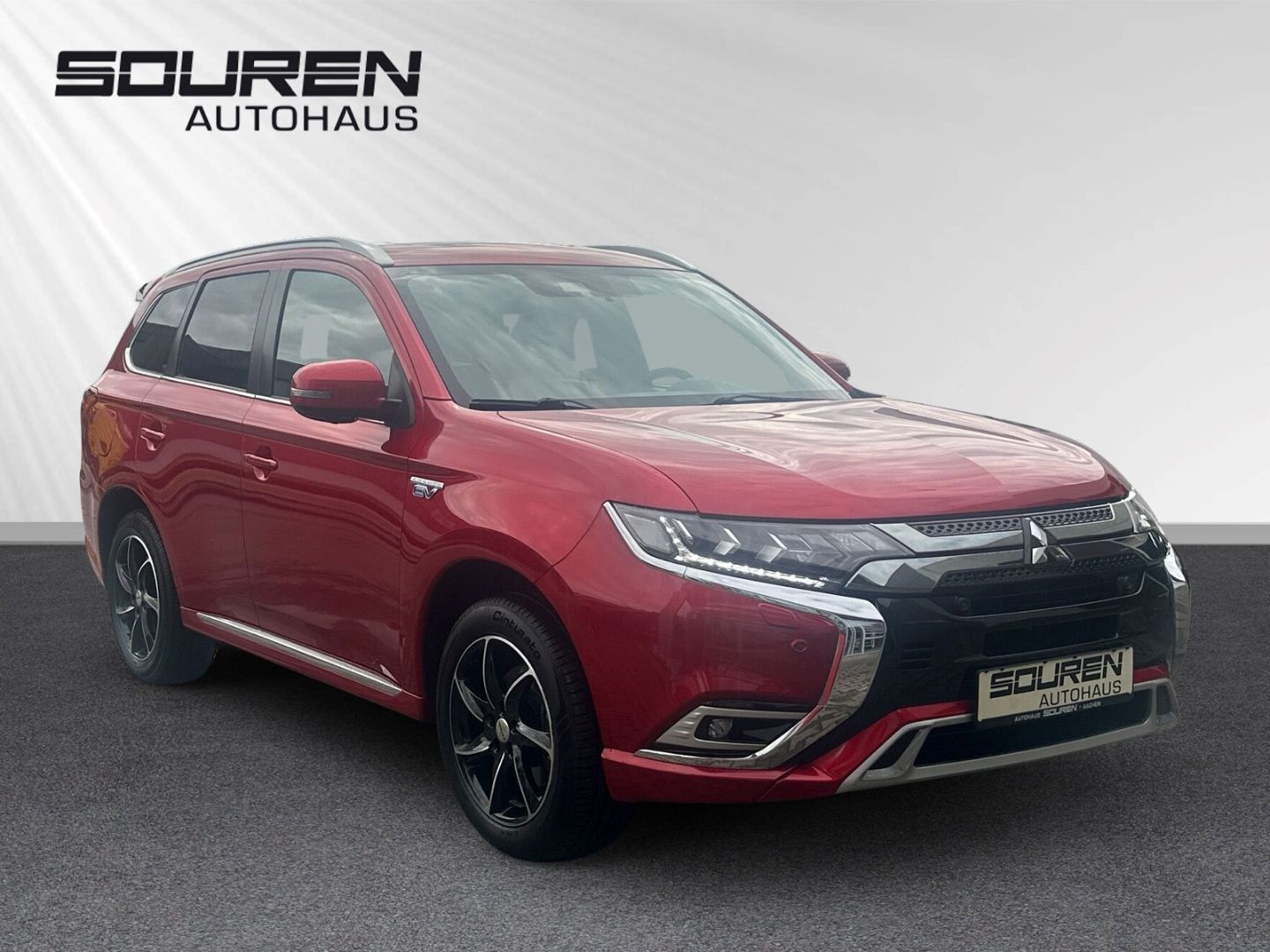 Fahrzeugabbildung Mitsubishi Outlander PHEV Top 4WD LEDER + AHK+ StandHZG+Sou