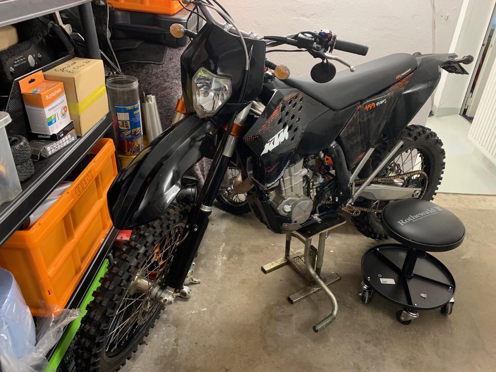 KTM EXC 2009 — interior