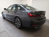 BMW 3er - 330 i Sport Line Navi|PDC|LED|Sitzhzg. - BMW 330 in Bonn