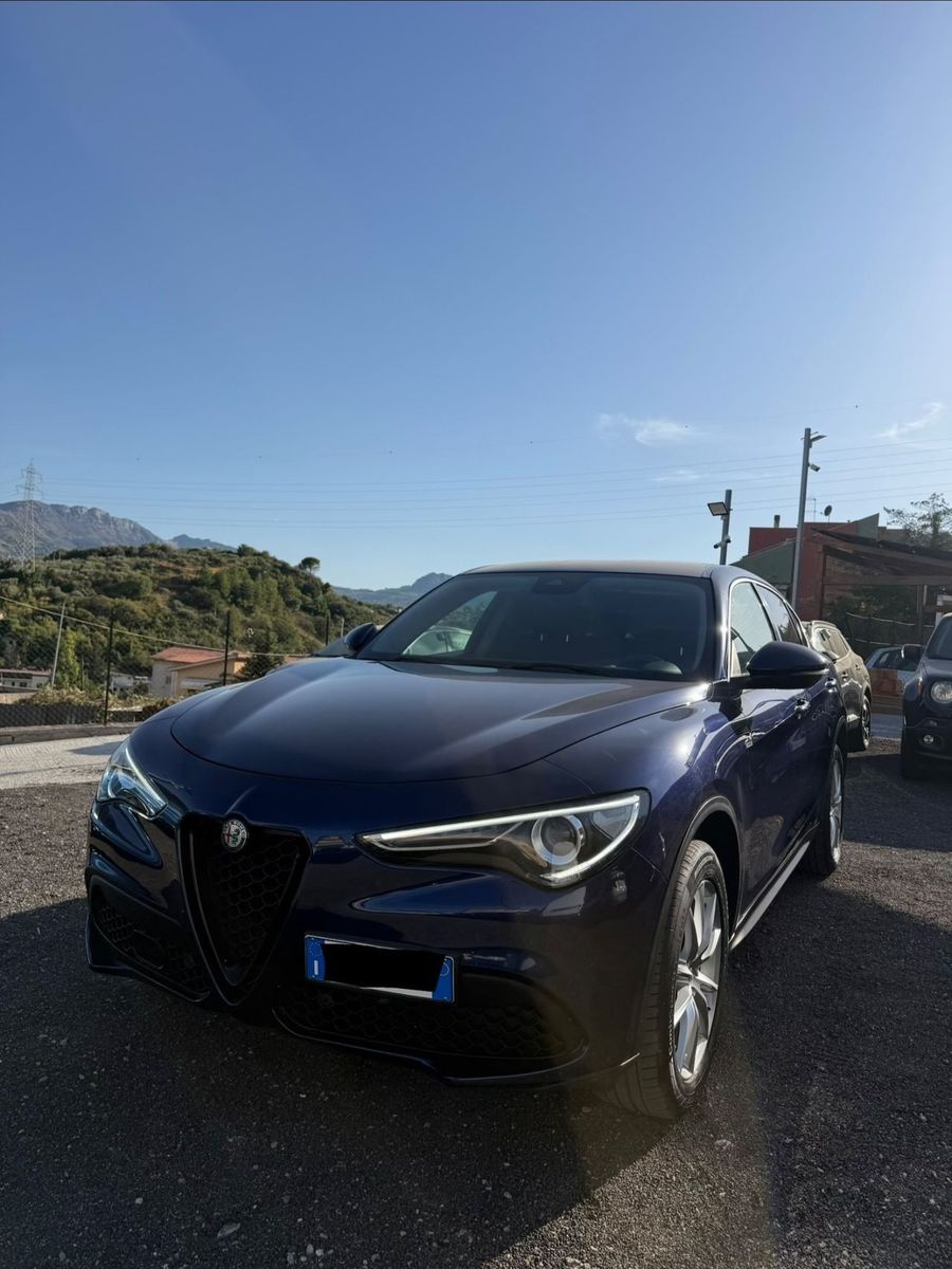 Alfa Romeo Stelvio 2.2 Turbodiesel 190 CV AT8 Q4