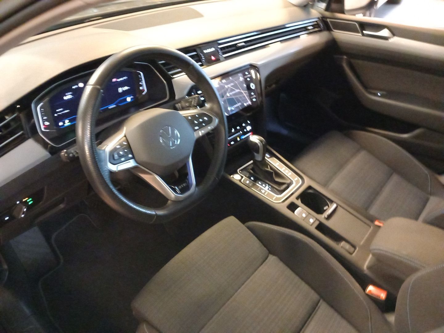 Volkswagen Passat Variant - Bild 8