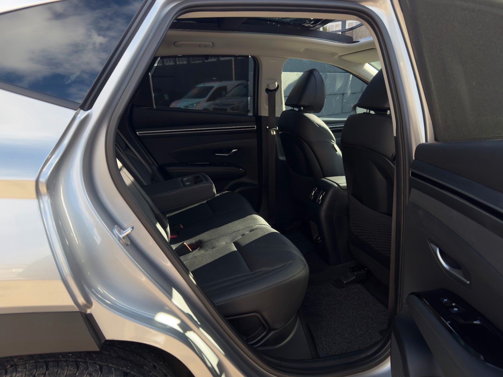 Fahrzeugabbildung Hyundai Tucson PHEV 4WD Prime CarPlay SHZ Pano ACC LKAS