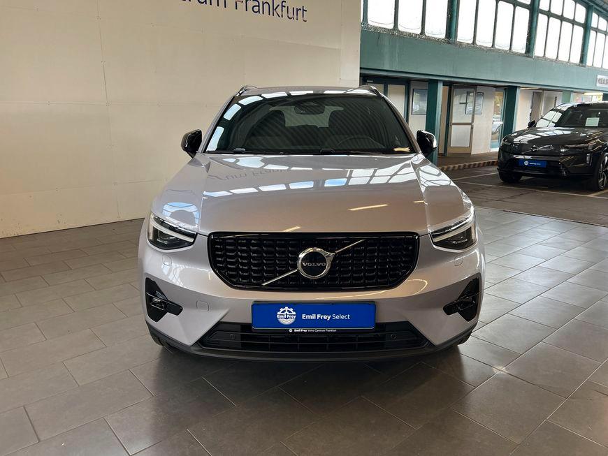 Volvo XC40 B3 Plus-Dark DKG Glasd Pixel-LED Pilot BLIS