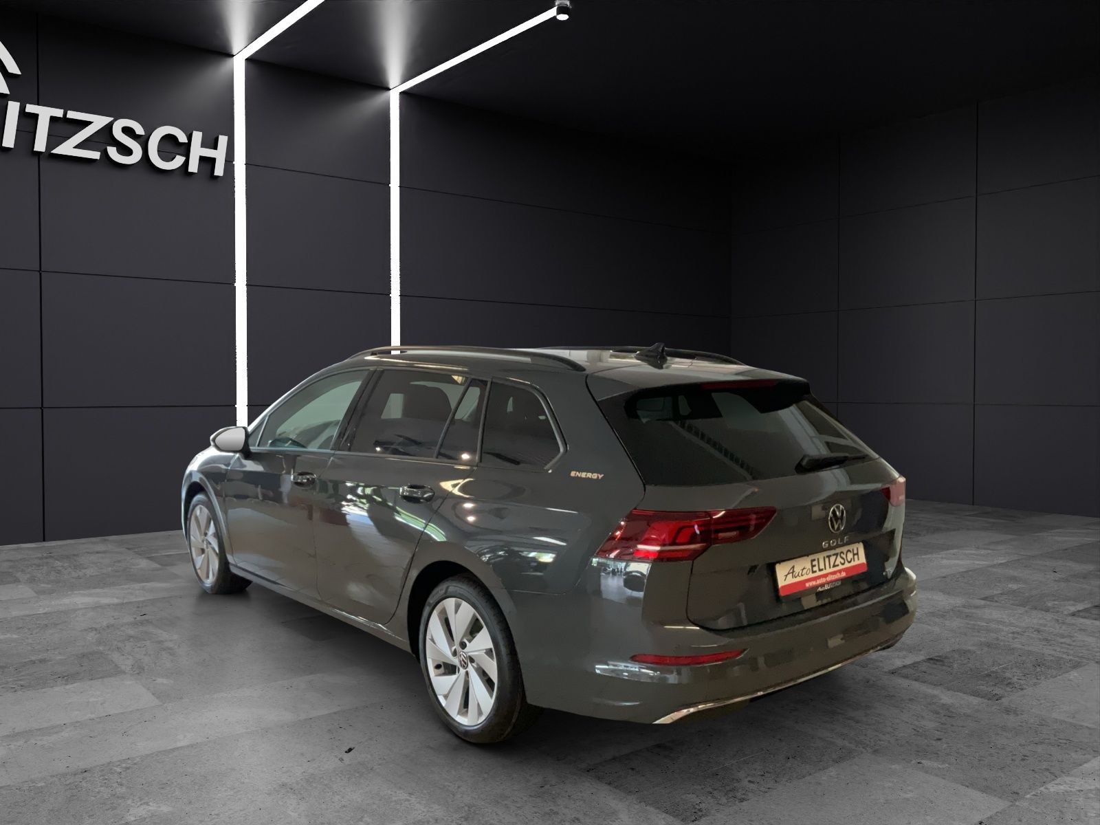 Volkswagen Golf VIII Variant eTSI Energy DSG LEDplus AHK Na imagem 3