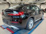 BMW X4 Baureihe X4 xDrive 30 d*AHK*KAMERA* - BMW X4 in Duisburg