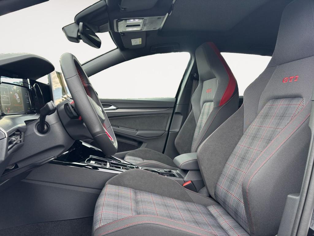 Volkswagen Golf 10