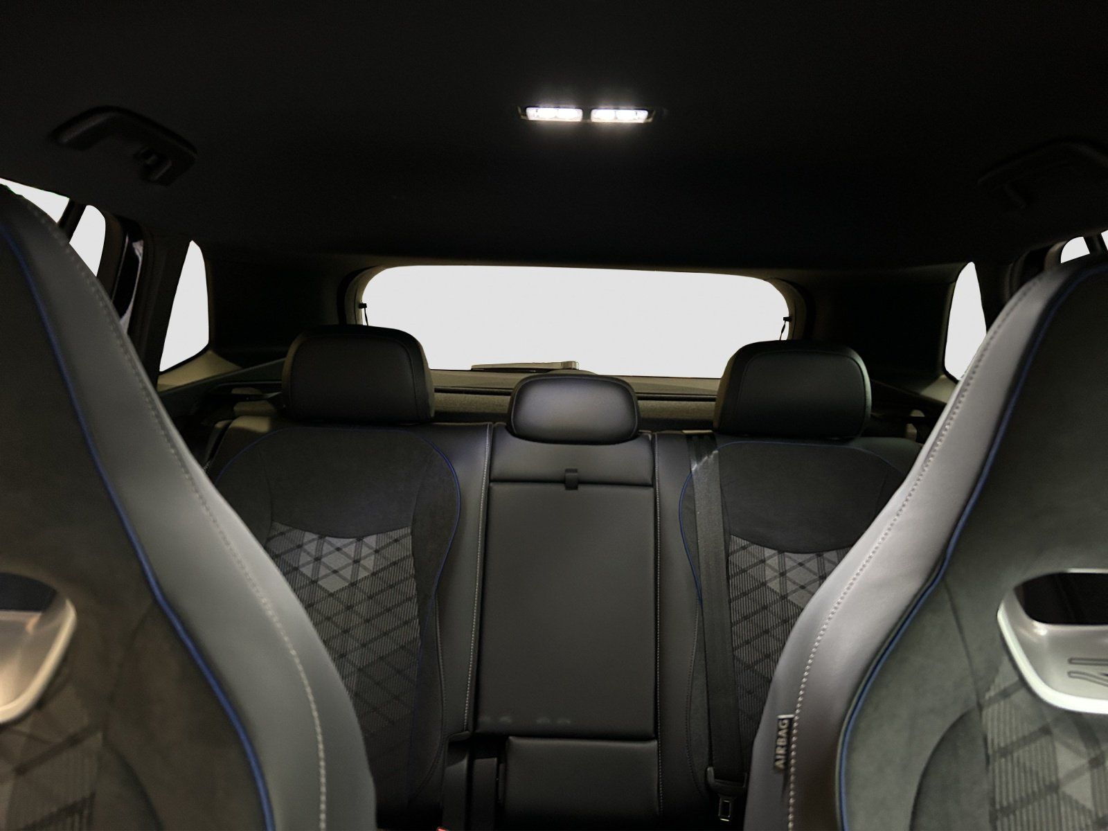 Volkswagen Tiguan - Bild 17