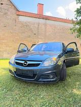 Opel Vectra Caravan 2.8 V6 Turbo Automatik - Opel Vectra: A V6