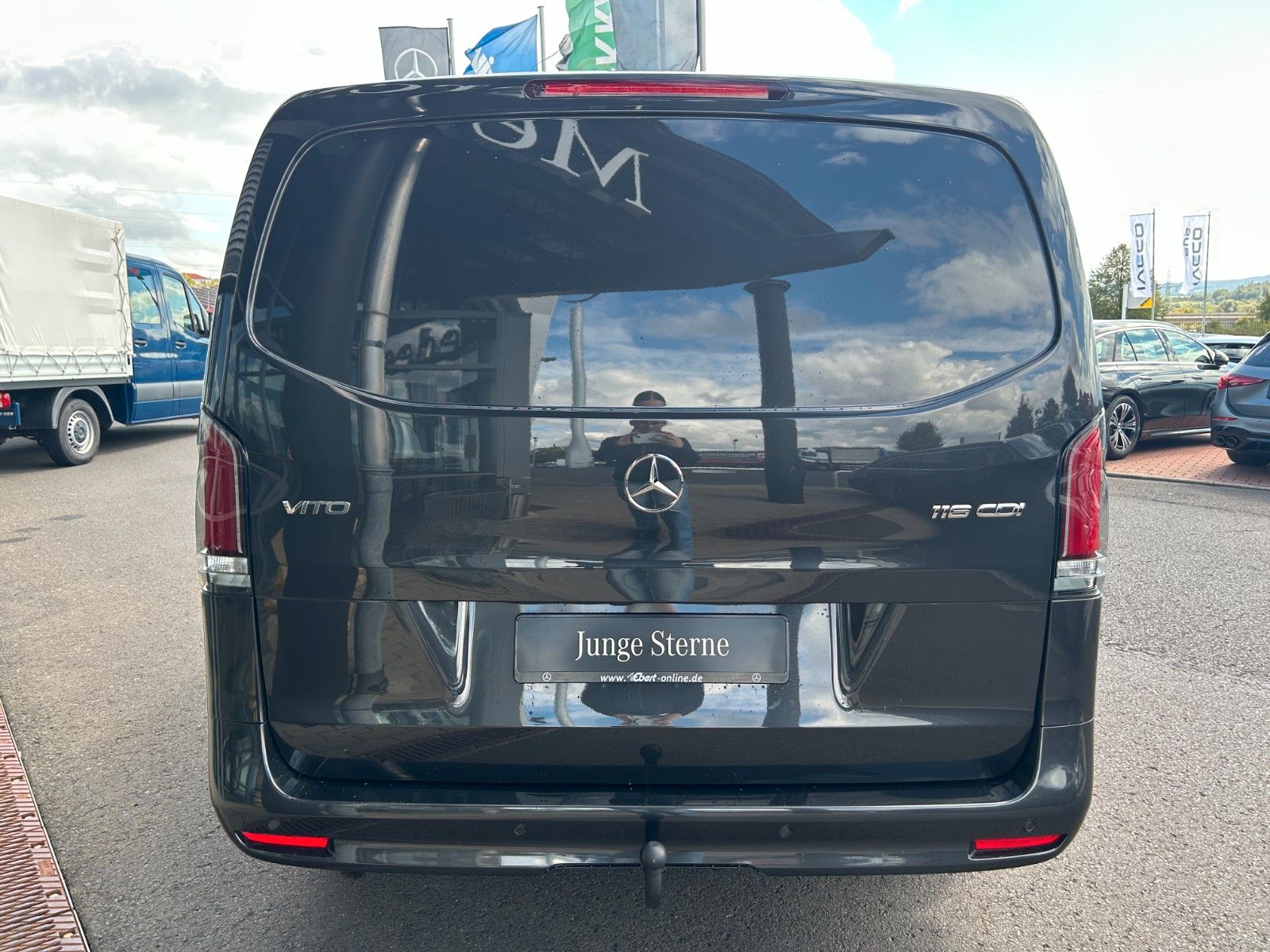 Fahrzeugabbildung Mercedes-Benz Vito 116 CDI 9G AHK2,5to Klima LED Kamera