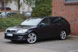 Skoda Octavia 2.0 TFSI RS Combi RS - Skoda Octavia aus 2011: RS Combi