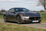 Maserati Granturismo GranTurismo S - silberne Maserati Granturismo