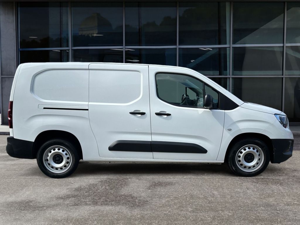 Fahrzeugabbildung Opel Combo Cargo XL 1.5 D EHZ Edition