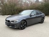 BMW 318d F30 3er Luxury Line Navi - BMW aus 2012: 3er