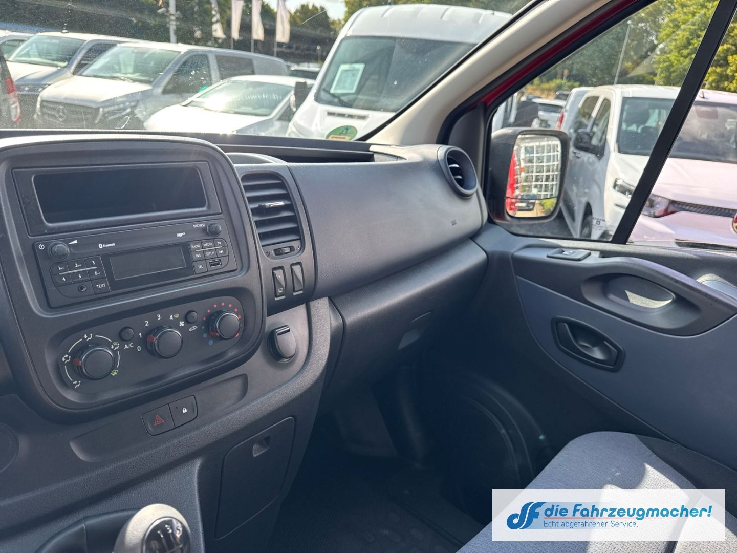 Fahrzeugabbildung Opel Vivaro B Kasten Combi L1H1 2,7t *2198
