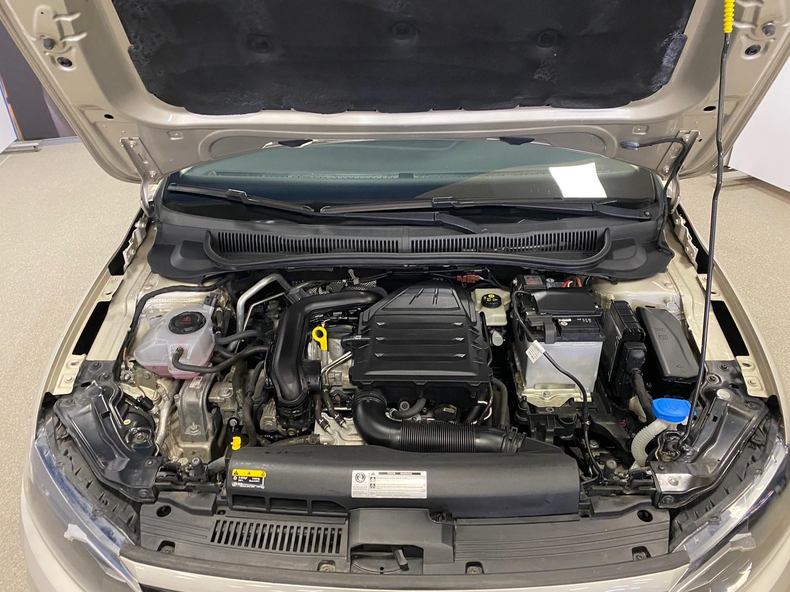 Fahrzeugabbildung Volkswagen Polo 1.0 TSI Comfortline PDC+SITZHEIZ+ALLWETTER+