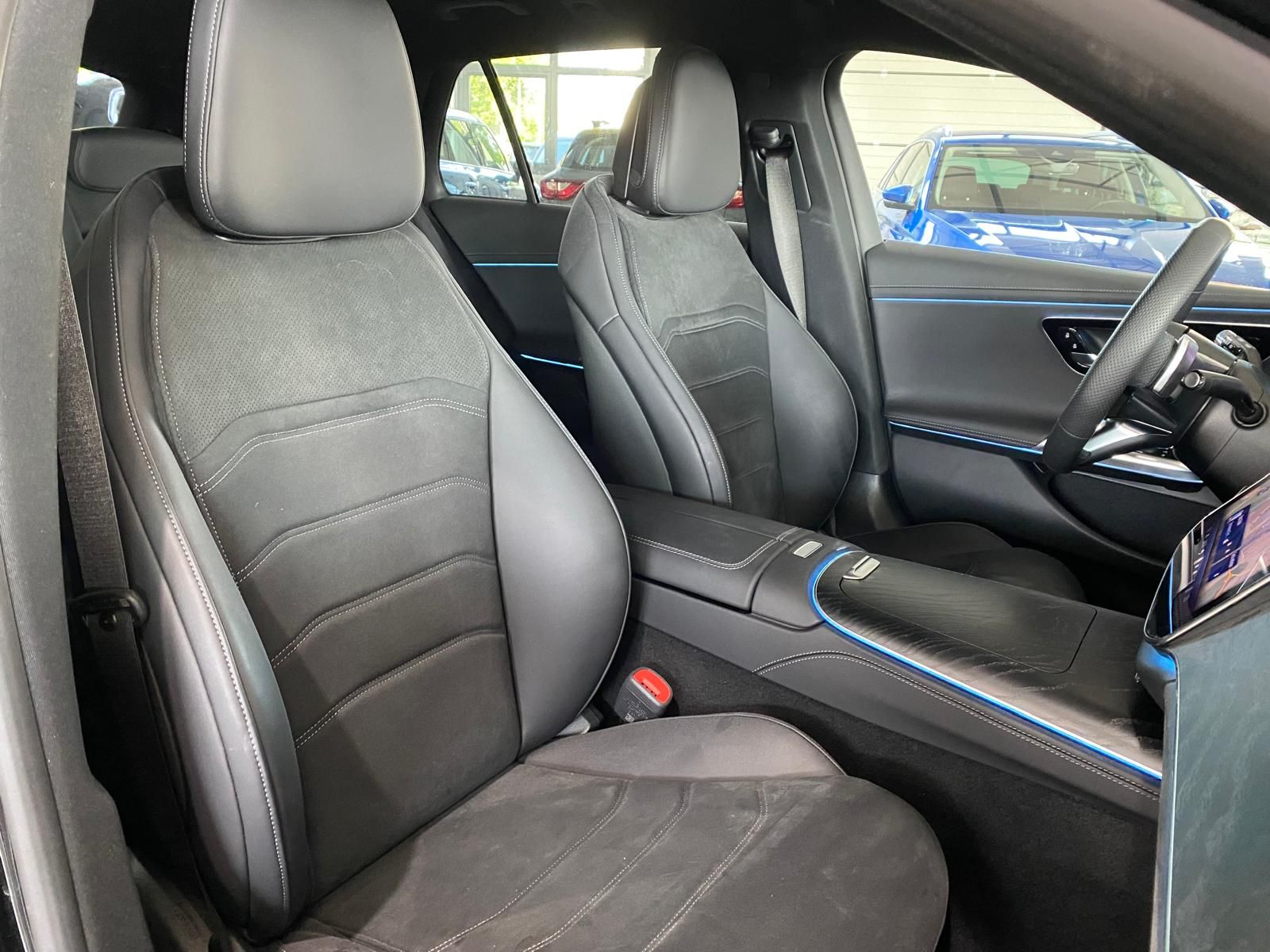 Fahrzeugabbildung Mercedes-Benz E 220 T d AMG Line Advanced/DIS/´19/
