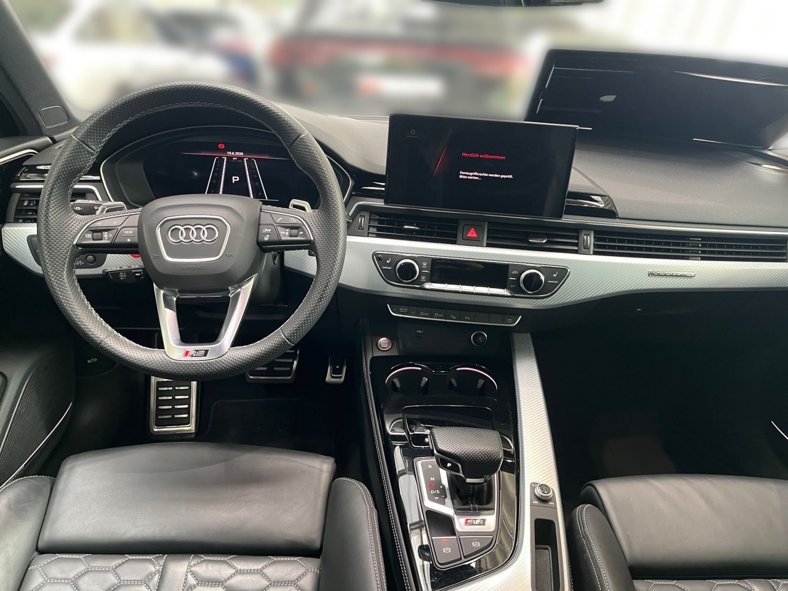 Audi RS4 - Bild 12