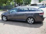 Toyota Avensis Sol Diesel Autom. AHK Sevice Neu 135000k - Toyota Avensis aus 2011: Kombi