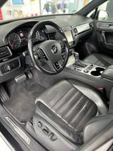 Volkswagen Touareg 3.0 V6 TDI SCR Tiptr. Terrain Tech - - VW Touareg mit Schiebedach