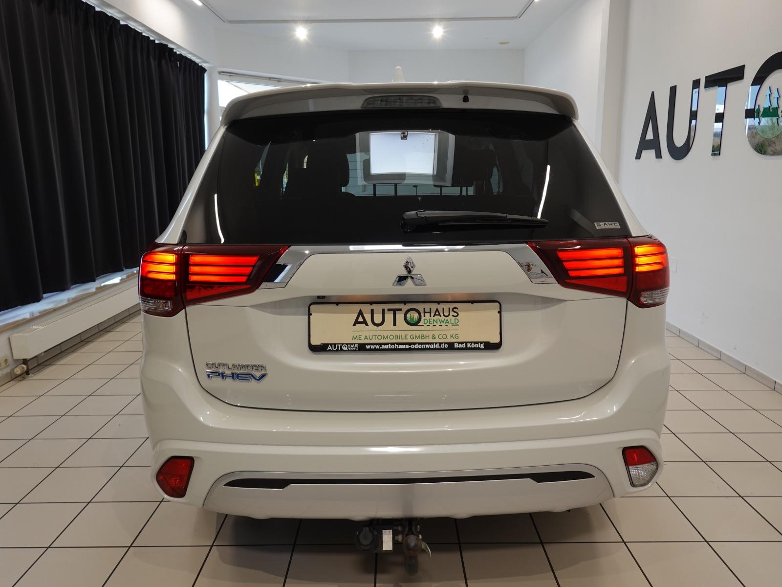 Mitsubishi Outlander PHEV Basis Spirit 4WD