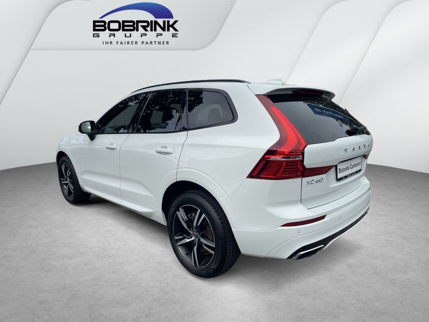 Volvo XC60 R Design B5 Mild-Hybrid 2.0 Geartronic AHK foto 4