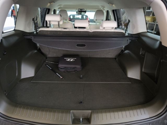 Fahrzeugabbildung Hyundai SANTA FE PHEV 1.6 T-GDI 4WD Signature Komfort-Pa
