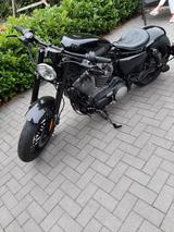 Harley-Davidson XL 1200 mit 240 Hinterreifen und kesstechanlage  - HARLEY-DAVIDSON XL 2