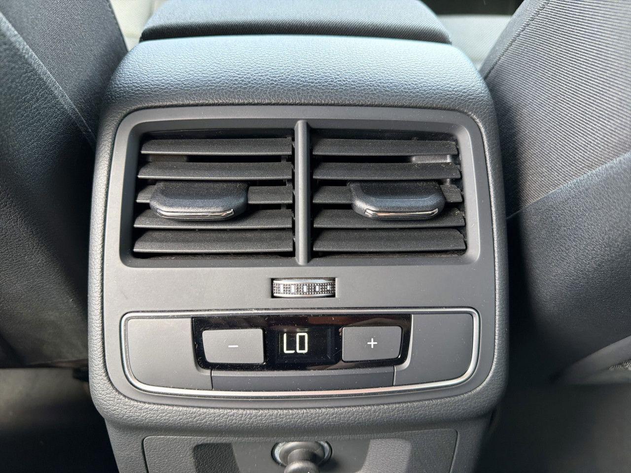 Audi A4 Avant 45TFSI quattro RFK ACC Privacy Tour LED, миниатюра 8
