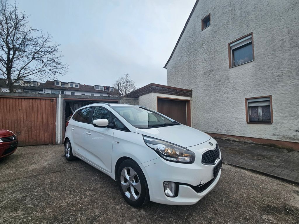 Kia Carens