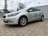 Kia cee'd / Ceed 1.4 Dream Team 48.600 KM 1.Hand - silberne Kia cee'd / Ceed