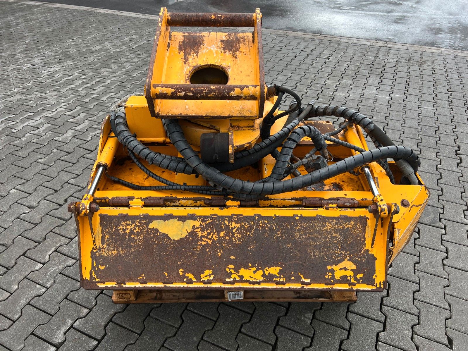 Fahrzeugabbildung MECALAC 8MCR GreenJob / 3.657h / Mulcher Greifer  Löffel