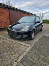 Ford Fiesta 1,3L Benziner Tüv 6/27 - Ford Fiesta aus 2007: 1.6