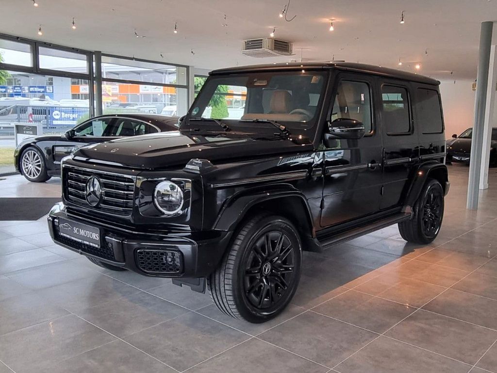 Mercedes-Benz G 450 d AMG Line / exkl. Paket / Fond TV / Night
