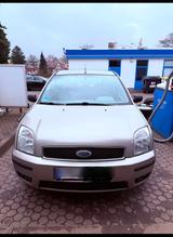 Ford Fusion 2004 1,6 zum Verkauf - Ford Fusion: V6