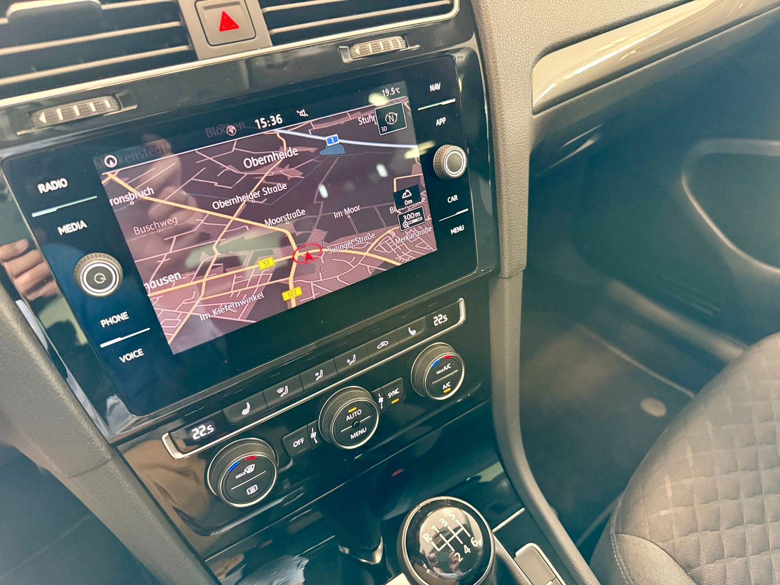 Fahrzeugabbildung Volkswagen Golf VII 1.0 Join Navi / LM-Felgen