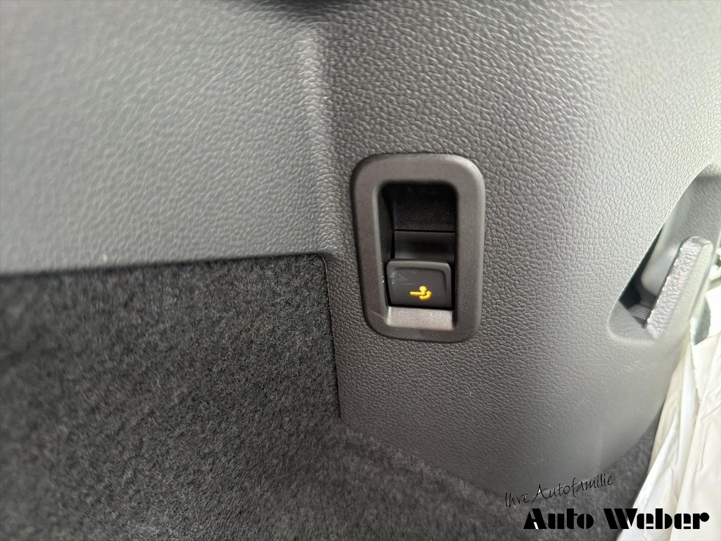 Volkswagen Golf 2.0TDI Life AHK Navi LED ACC Fahrschule, миниатюра 13