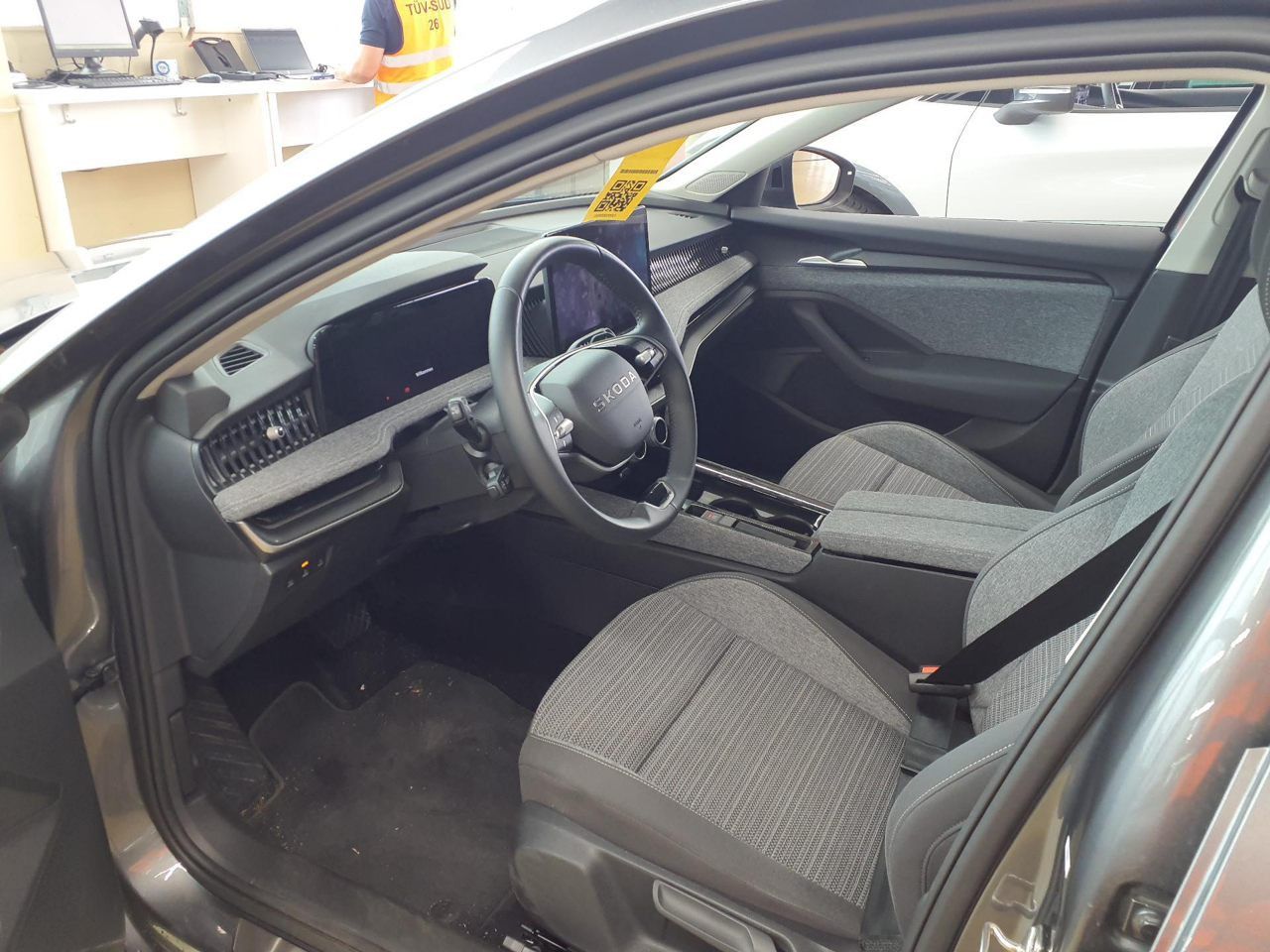 Skoda Superb - Bild 4