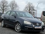 Volkswagen Jetta V Sportline 2.0 FSI*Navi*Klima*SHZ*PDC - Volkswagen Jetta: Sport