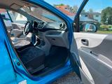Suzuki Alto Maruti - blaue Suzuki Alto