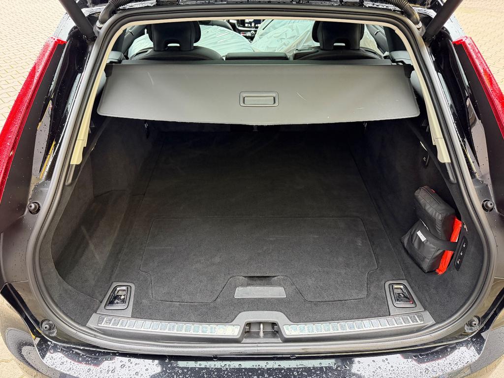 Volvo V90 Cross Country