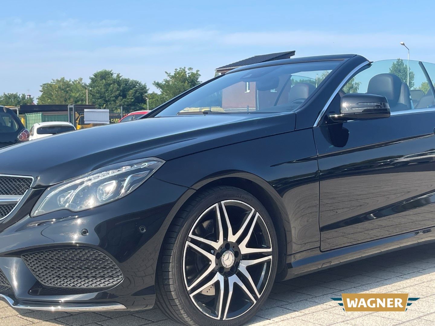 Fahrzeugabbildung Mercedes-Benz E 400 Cabrio AMG Paket Sportsitze