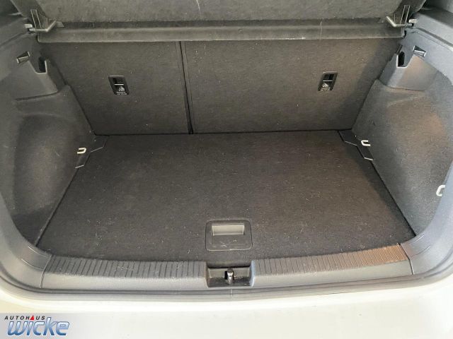 T-Cross 1.5 TSI DSG R-LINE NAVI KLIMA LED KEYLES