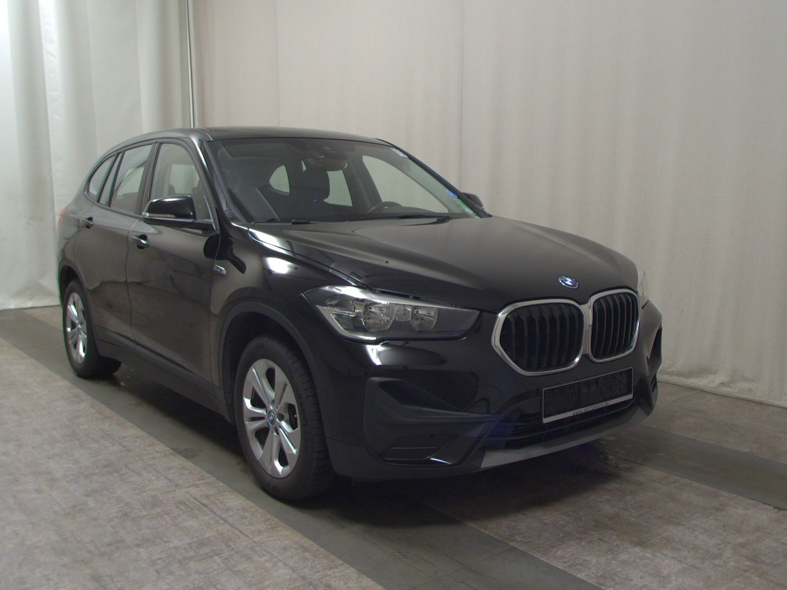 BMW X1 xDrive25e Advantage Navi PDC Shz foto 3
