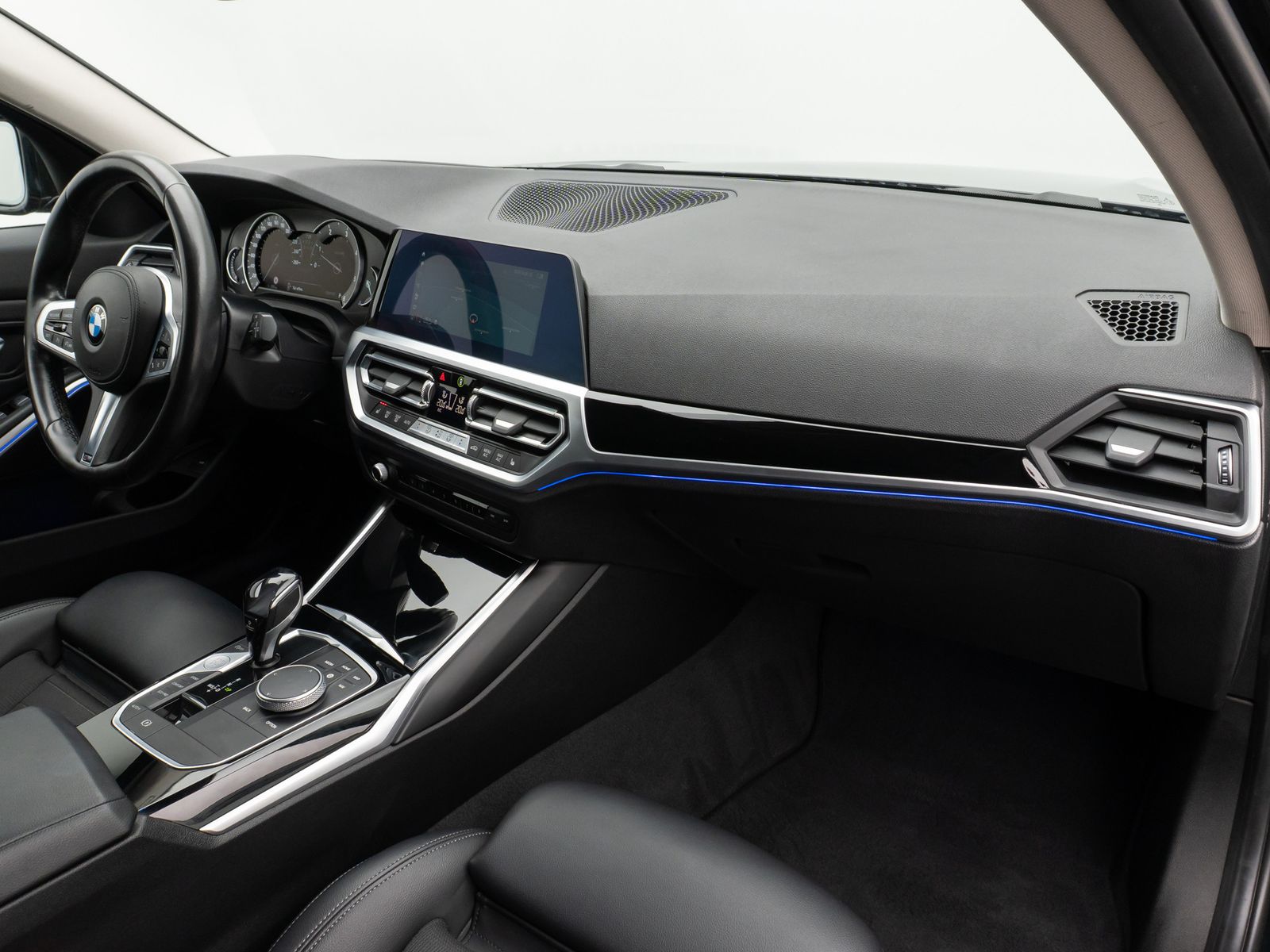 Fahrzeugabbildung BMW 330d xD SportLine Kamera CockPit+HUD Lordos LED