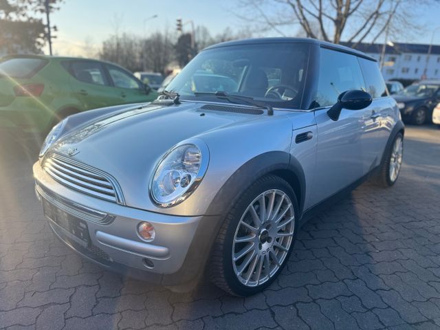 MINI Mini Cooper 08.26