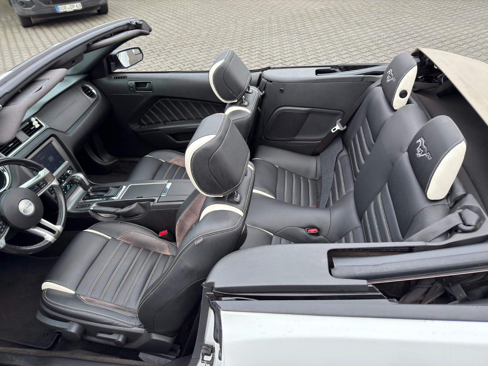 Ford Mustang Cabrio 3.7 V6 *Leder*Xenon*DAB+